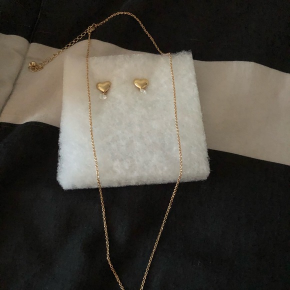 Earring set - Picture 2 of 2